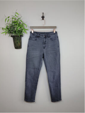 AE 6 American Eagle Hi Rise Mom Jeans Faded Black Relaxed Fit Tapered Leg 90s